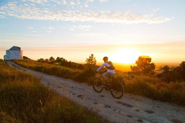 bike_in_portugal_2__18692101235cd59044110d9